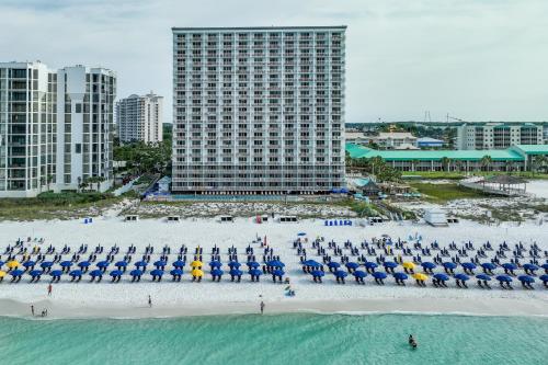 A szálláshely kívülről, Pelican Beach Resort Destin in Destin Tengerpart