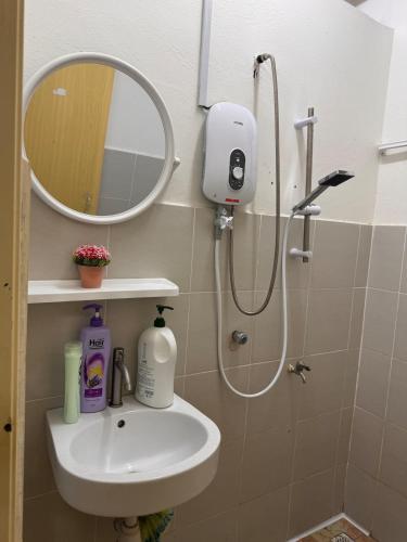 1Br 2pax 1car only Malaysian guest only 1Br 2pax 1car only Malaysian guest only