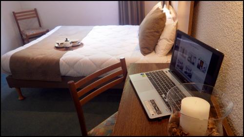 Hôtel Notre Dame de la Sarte - image 3