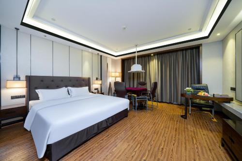 ME Yinhe International Hotel – Wuhan, OH