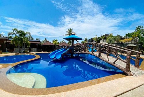 RedDoorz Premium at Ocean Heaven Resort Cebu, San Francisco, Cebu
