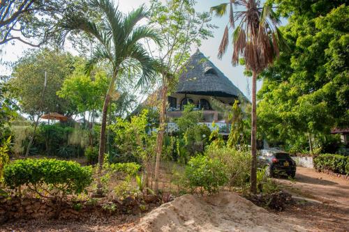 Coastal cottage, Ukunda