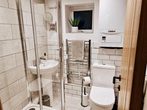 2-Bed Apartment - For Contractors & Business Travellers - Long Stays Welcome, Exeter (zdjęcie 6)