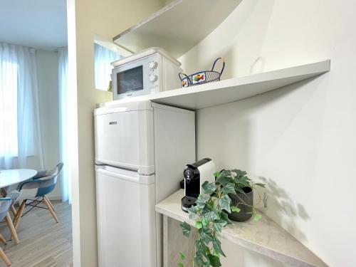 Studio Apartment image 10
