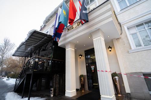 Mildom Hotel in Алмати