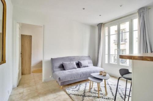 Nice Flat Jules Joffrin station and Clignancourt, Paris