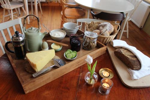 Їжа та напої, Allsta Gard Kretsloppshuset B&B in Крамфорс