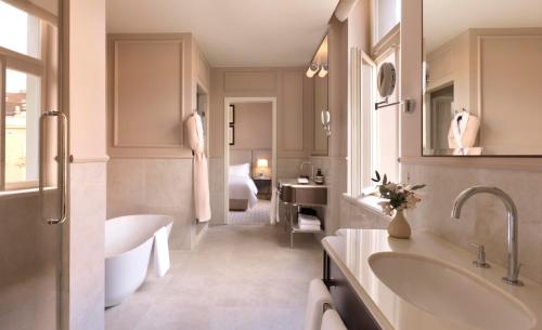 The Bristol Belgrade Room Type - Grand Deluxe Suite