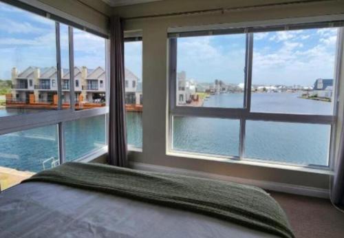 Coastal Life 21 Kingston Place Marina Martinique