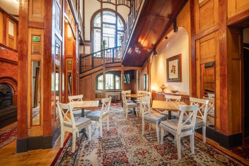 Restaurant, Vila Camelia in Sinaia