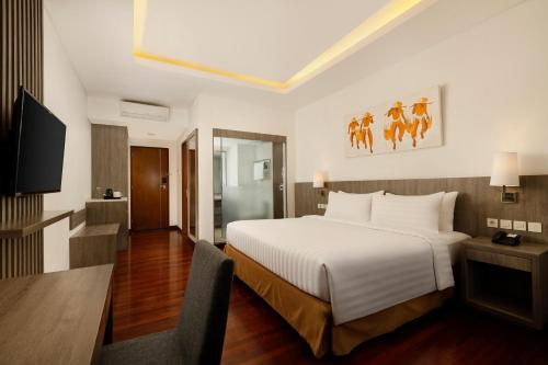 Deluxe Double or Twin Room with Lagoon View image 4