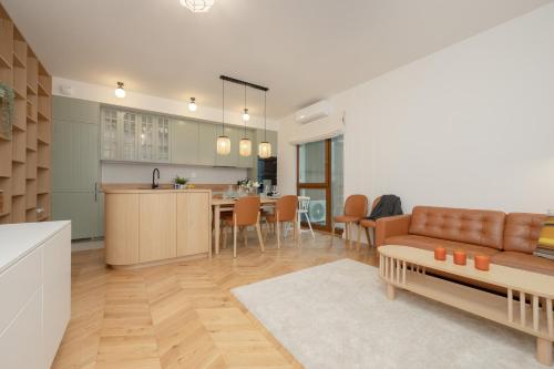 LUX Pastel Oasis Family Apartment with Parking & Gym by Renters Prestige, Warschau (Foto 8)