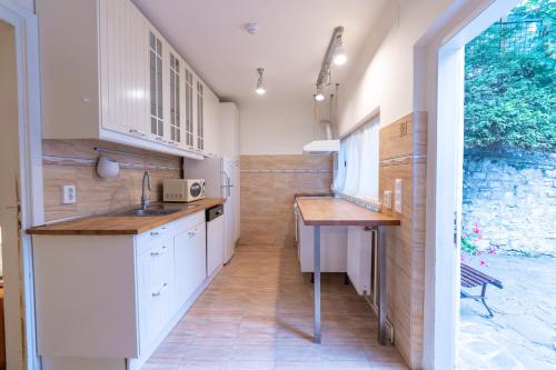 Facilities, Vila Camelia in Sinaia