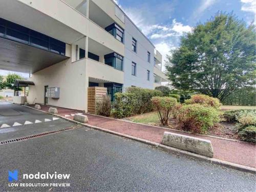 外部景觀, Appartement au bord du lac in 茹埃萊圖爾