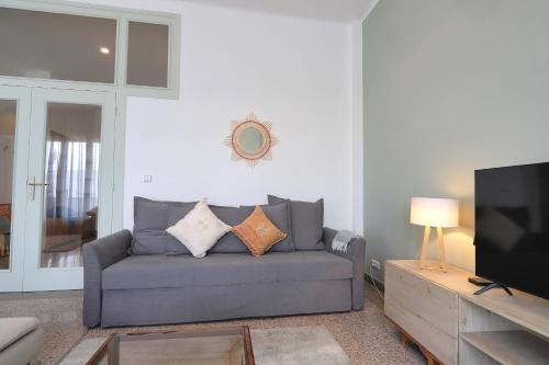 The 31 Grand Théâtre by IB Signature - Boho Chic 1BR Apt - with Wifi - Self check-in - 24 x7 Security - City View with terrace - Walk to Cafes! City Centre, Tram, Casablanca (fotografie 9)
