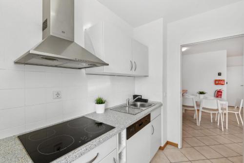 廚房, MONTEUR - Unterkunft für bis zu 6 Personen in 65795 Hattersheim am Main - MTK06 (MONTEUR - Unterkunft fur bis zu 6 Personen in 65795 Hattersheim am Main - MTK06) in 美因河畔哈特爾斯海姆