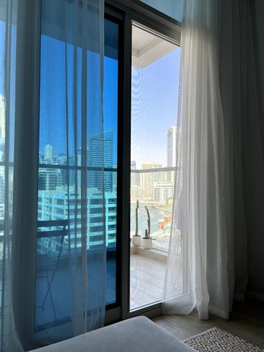 New luxury 1 bedroom apt with Marina Promenade view, Dubai (Foto 9)