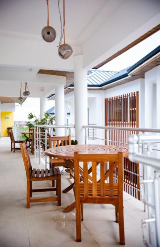 Escape to Luxury, HVillage in Dawhenya