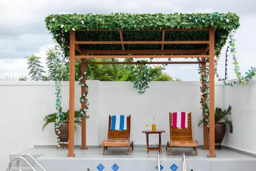 Escape to Luxury, HVillage in Dawhenya