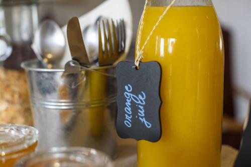 Anita's Bed and Breakfast - image 14