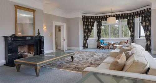 The Welcombe Hotel Room Type - Deluxe King Suite with Four Poster Bed