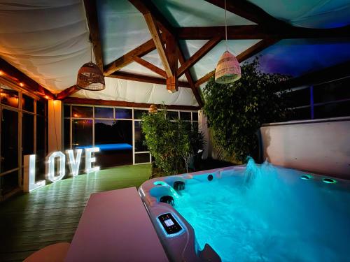 LaVillaB Le domaine de la bastide in Saint-Mitre