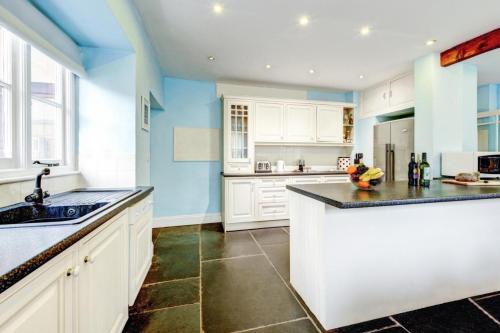 virtuve, Finest Retreats - Buckland House in Strete