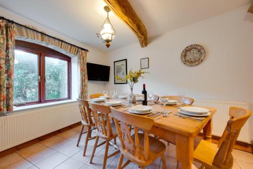 virtuve, Finest Retreats - Cherry at Buckland Court in Strete