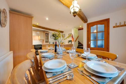 virtuve, Finest Retreats - Cherry at Buckland Court in Strete