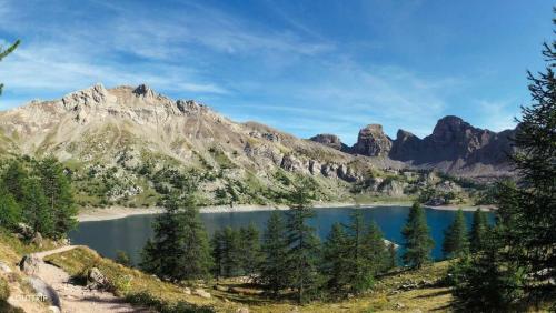 Maison de village de caractère, 10 pers (Maison de village de caractere, 10 pers) in Beauvezer