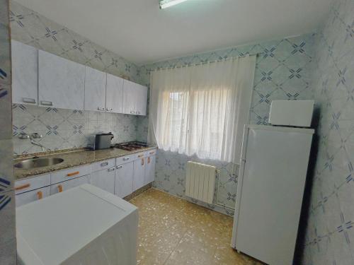 Apartamentos Turísticos Cardelemin (Apartamentos Turisticos Cardelemin) in Caminomorisco