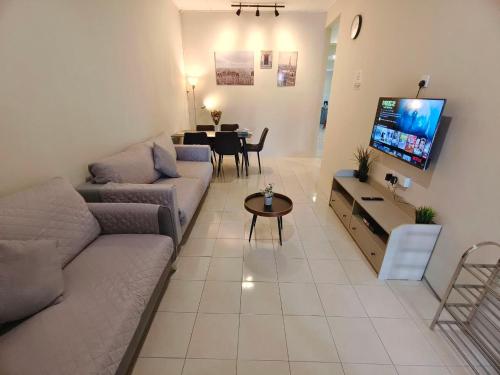 Newcastle Seri Impian Snooker Ping Pong Neflix Newcastle Seri Impian Snooker Ping Pong Neflix