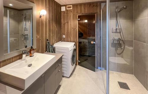 浴室, Gorgeous Home In Kvam With Sauna in 米素賽泰爾