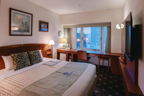 room detail thumbnail 1