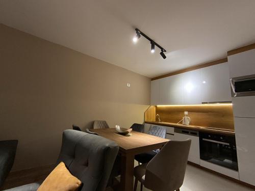 ห้องครัว, Comfort Apartment, New City Center - Free Parking in เฟริซาจ