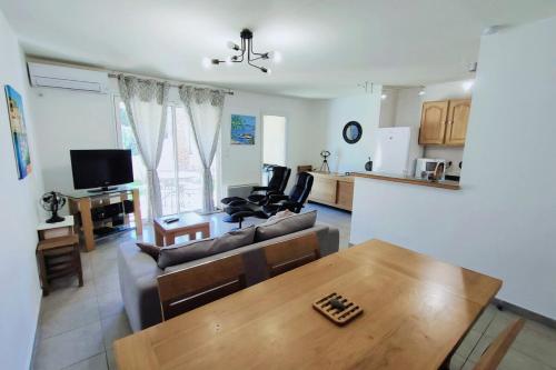 Apartment with Pool Air Conditioning WiFi and Garage, Collioure (foto 3)