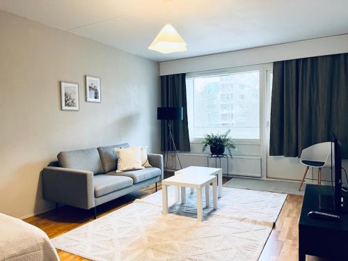 Facilities, Kotimaailma Pori Annikintie in Pori
