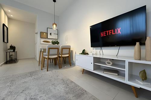 Sofisticado apartamento com ar cond. em Araxá (Sofisticado apartamento com ar cond. em Araxa) in اراكسا