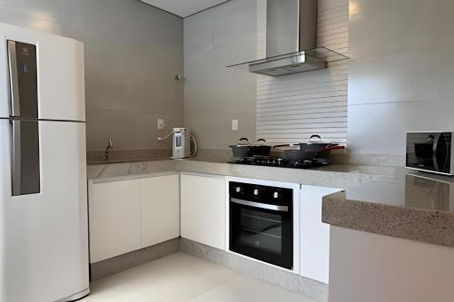 مطبخ, Sofisticado apartamento com ar cond. em Araxá (Sofisticado apartamento com ar cond. em Araxa) in اراكسا