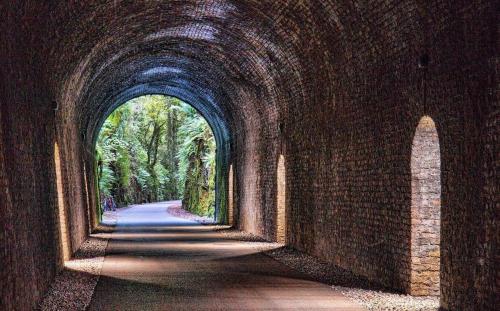 The Cowshed Cottage on The Greenway in Island
