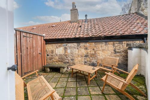 Whinstone Holiday Home in Falkland - Sleeps 8 in 福克蘭群島