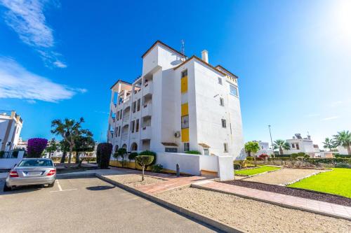 Apartment with Balcony image 5