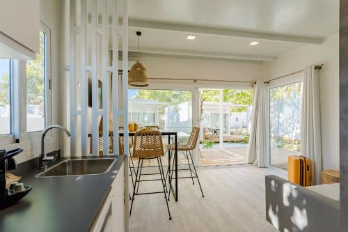 COSTA DEL SOL GLAMPING VILLAGE in מיג'אס