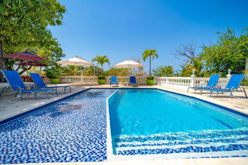 Плувен басейн, Hotel Santorini Casablanca Resort in Санта Марта