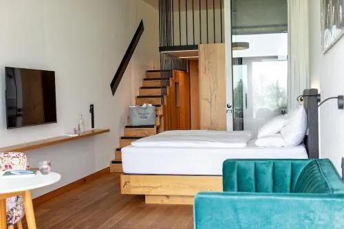 Design-Chalet with Garden, Pool, Spa & Restaurant in Lochau, Österreich