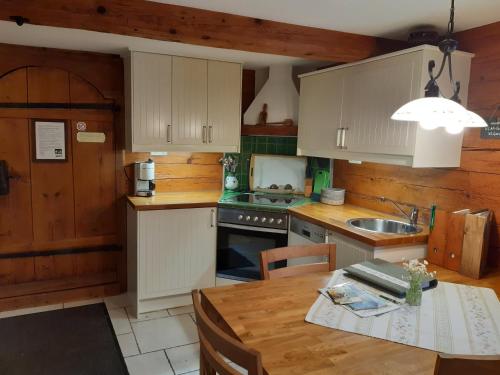 Kitchen, Nussbaumerhof in Maria Neustift