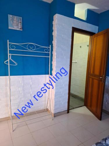 LA TERRAZZA SUL MARE camera fronte mare&vicino aereoporto SICILIAN VINTAGE STYLE SEASIDE ROOM LA TERRAZZA SUL MARE camera fronte mare&vicino aereoporto SICILIAN VINTAGE STYLE SEASIDE ROOM