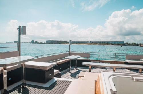 Catamaran de lujo HASTEN - Cancun