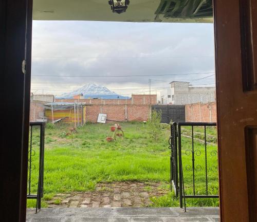 Casa familiar con vista al Chimborazo - Descubre Riobamba