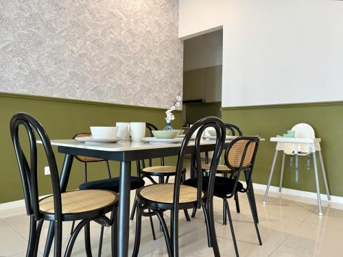 3BR-Nanyang-Paradigm Residence by Guesthouse-6-8Pax 3BR-Nanyang-Paradigm Residence by Guesthouse-6-8Pax